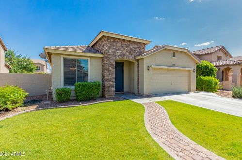 4611 Hazeltine Way, Chandler, AZ 85249-7416