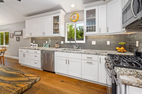 2829 Dorothy Pl, Orange, CA 92869-4704