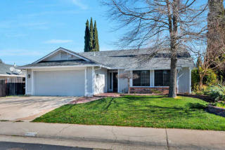 4665 Monument Dr, Sacramento CA  95842-4106 exterior