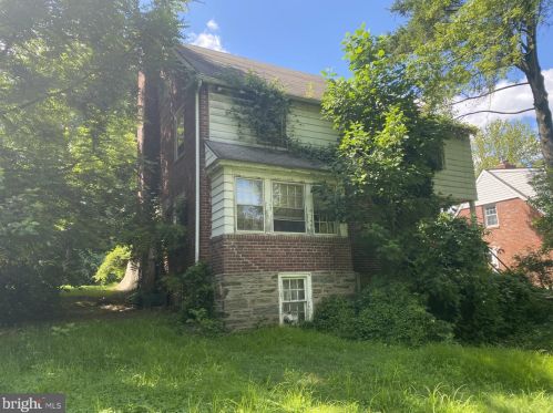 8025 New Second St, Melrose Park, PA 19027-2716