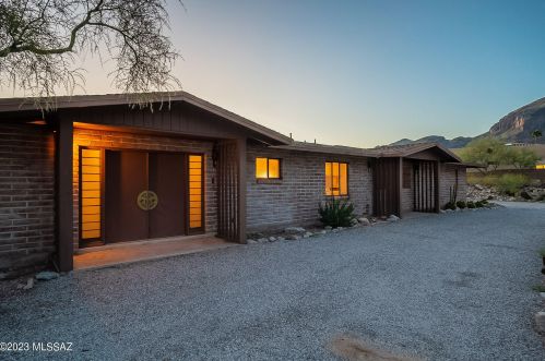 6661 Montezuma Dr, Tucson, AZ 85718-2427