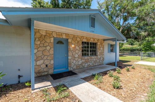 1700 Thor Ave, Apopka FL  32703-4740 exterior