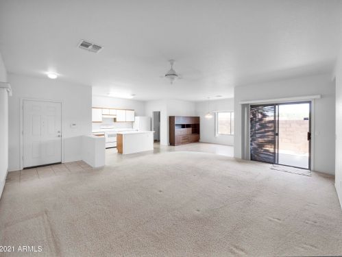 18206 8th St, Phoenix AZ  85022-1197 exterior