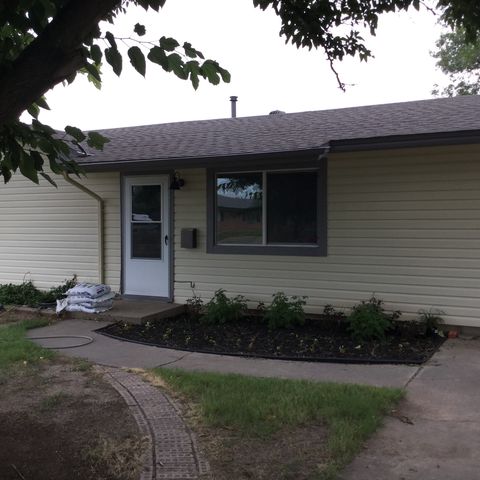 2622 12th Ave, Canyon, TX 79015-5424