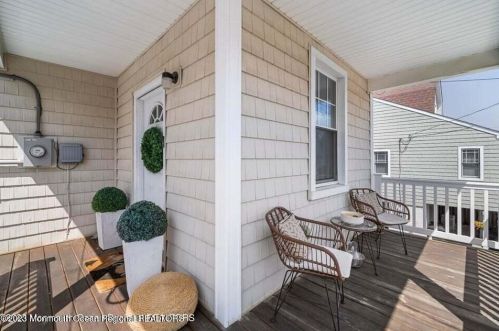 56 Barberie Ave, Monmouth Hills NJ  07732-1521 exterior