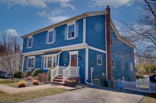27 Ann St, Bernardsville, NJ 07924-2724