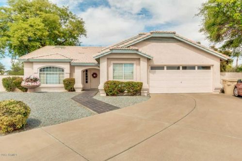10550 56th Dr, Glendale, AZ 85302-1426