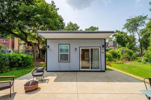 4266 Glen Lytle Rd, Pittsburgh, PA 15217-2816