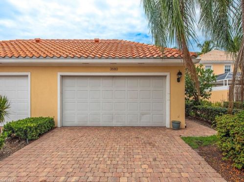 3580 Islandwalk Cir, Naples, FL 34119-1613