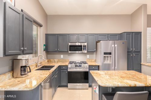 5051 Lucia Dr, Cave Creek AZ  85331-2339 exterior
