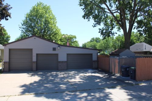 2027 Charles St, La Crosse WI  54603-2018 exterior