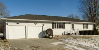 920 Adams St, Washington, IA 52353-1322