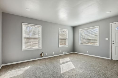 5010 60th St, Milwaukee WI  53220-4620 exterior