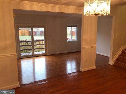 7415 Rhondda Dr, Lorton VA  22079-1502 exterior