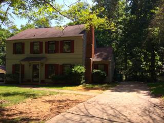 8213 Oakley Ln, Charlotte, NC 28270-0842