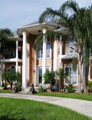 3641 Lake Timberlane Dr, Gretna, LA 70056-8310