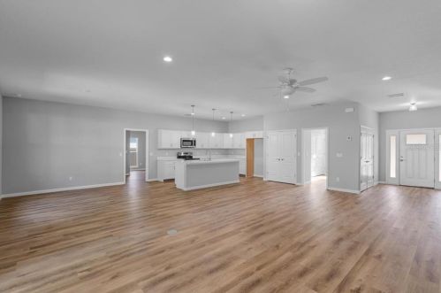 2122 Kumquat Dr, Edgewater FL  32141-5714 exterior