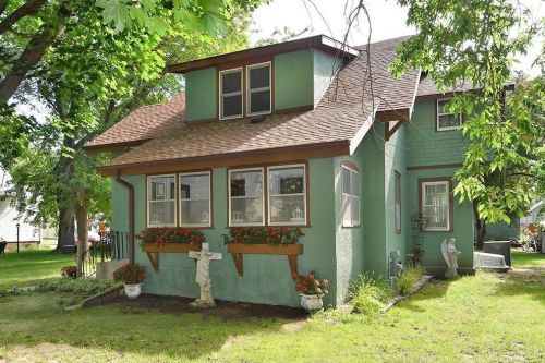 511 4th Ave, Faribault, MN 55021-6117