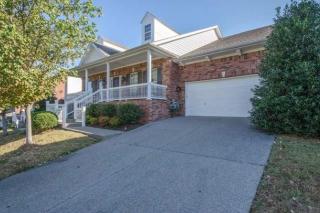 1122 Waverly Pl, Franklin, TN 37067-8589