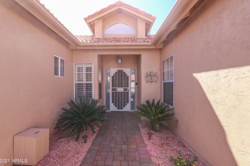 10637 Coopers Hawk Dr, Chandler, AZ 85248-7734