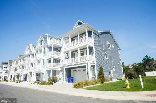 38110 River St, Millville, DE 19970-4104