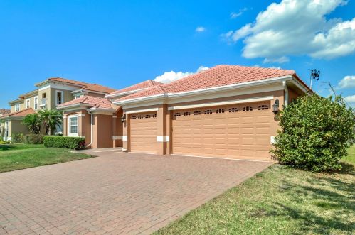 3870 Shoreview Dr, Kissimmee, FL 34744-0001