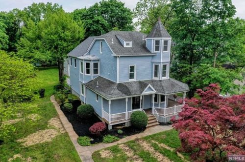 159 Irving St, Ridgewood NJ 07450-3319 exterior