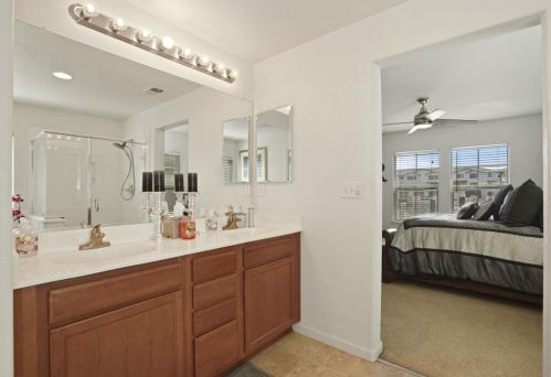 18206 Garmetta Way, Lathrop CA  95330-8530 exterior