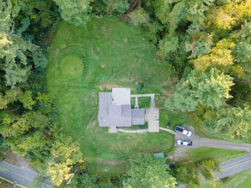 265 Chubbic Rd, Canonsburg PA  15317-5106 exterior