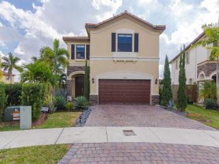 11400 87th Ln, Miami, FL 33178-5630
