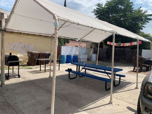 1114 Rose Ave, Compton CA  90221-2617 exterior