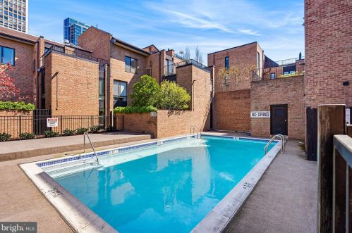 317 2nd St, Philadelphia, PA