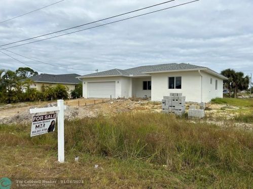 3903 16th Pl, Cape Coral, FL 33904-5038