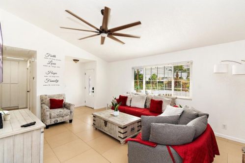 64978 Ray Ct, Desert Hot Springs CA  92240-1447 exterior