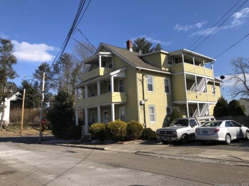 64 Rufus St, Ansonia, CT 06401-2140