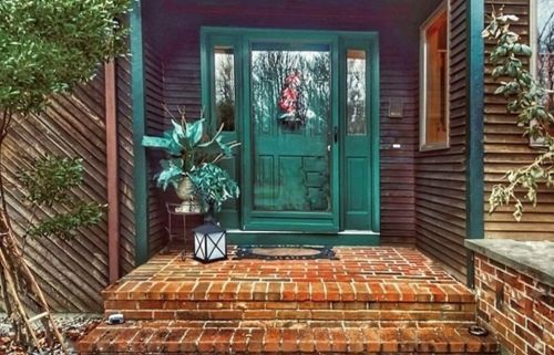 70 Davis St, Seekonk, MA 02771-1402