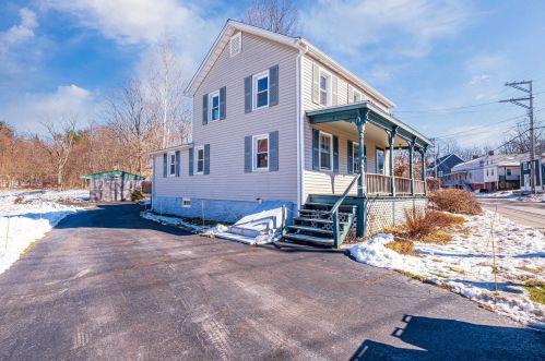 78 Old Glenham Rd, Fishkill NY  12524-3104 exterior