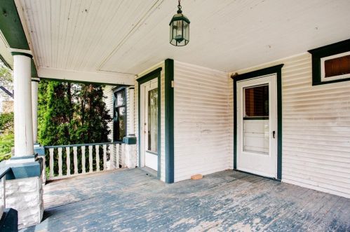110 Jasper St, Goodland, IN 47948-8100