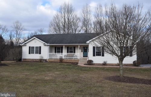 298 Linwood Dr, Hedgesville, WV 25427-4371