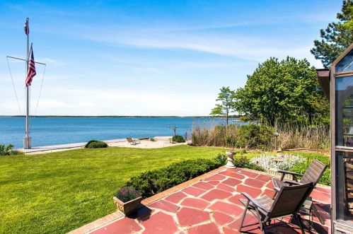50 Blue Marlin Dr, Southold, NY 11971-1412