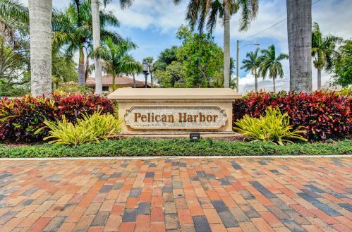 3541 Harbor Cir, Delray Beach, FL 33483-8007
