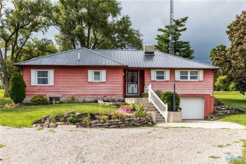 6027 Buckskin Rd, Hicksville, OH 43526-9746