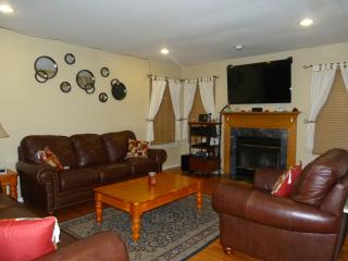 244 Vasser Dr, Piscataway NJ  08854-6632 exterior