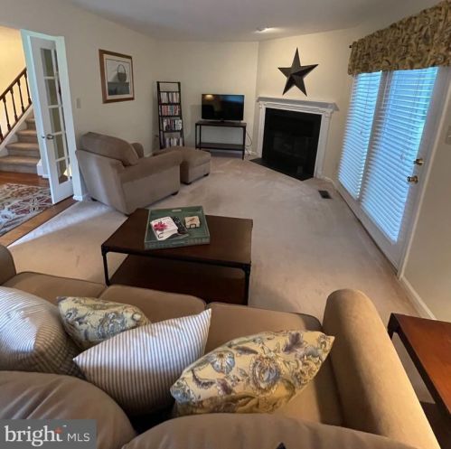 3804 Fox Pointe Ct, Glen Mills PA  19342-8124 exterior