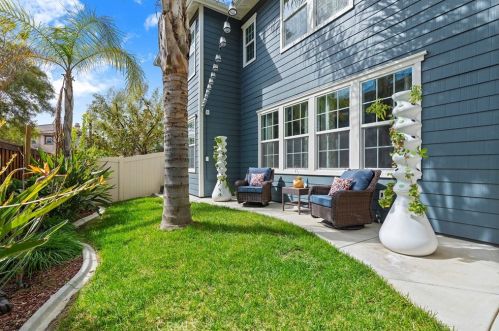 27406 Quincy Ln, Temecula CA  92591-4402 exterior