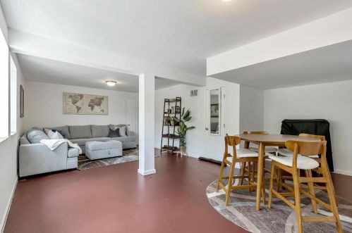 2671 Cottonwood Dr, San Bruno CA  94066-2619 exterior