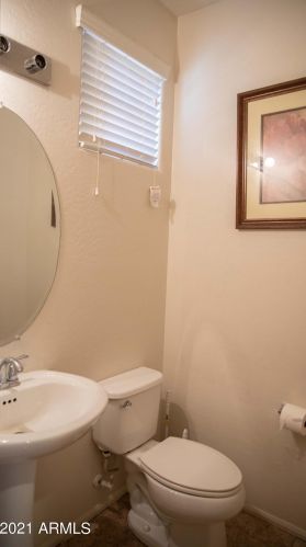 7752 Bonitos Dr, Phoenix AZ  85035-5076 exterior