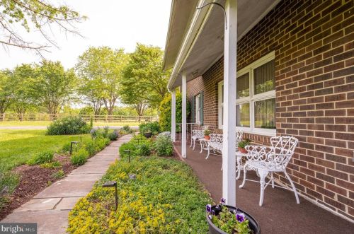 3153 Engle Molers Rd, Harpers Ferry WV  25425-5365 exterior