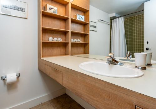 2163 Old Kings Hwy, Wellfleet MA 02667-7823 exterior