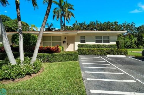 651 Snug Harbor Dr, Boynton Beach, FL 33435-6109